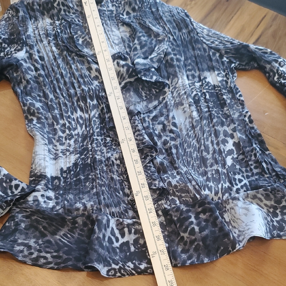 Vtg. Style &Co. Animal Print Ruffle neck Blouse Whimsygoth Sz 16- Black and Gray - Picture 7 of 10